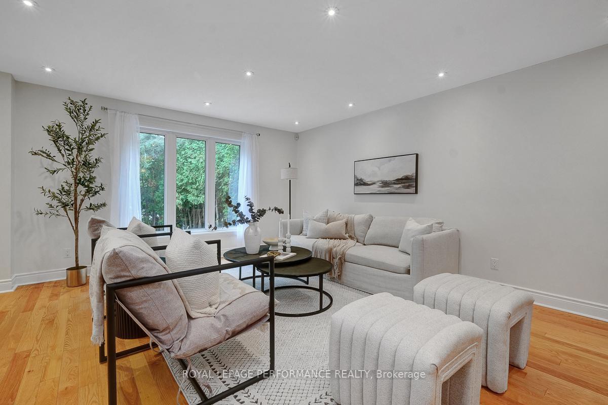 Photo 8 of 114 Four Seasons Drive, Ottawa, Borden Farm/Stewart Farm/Carleton Heights/Parkwood Hills — HOMEH