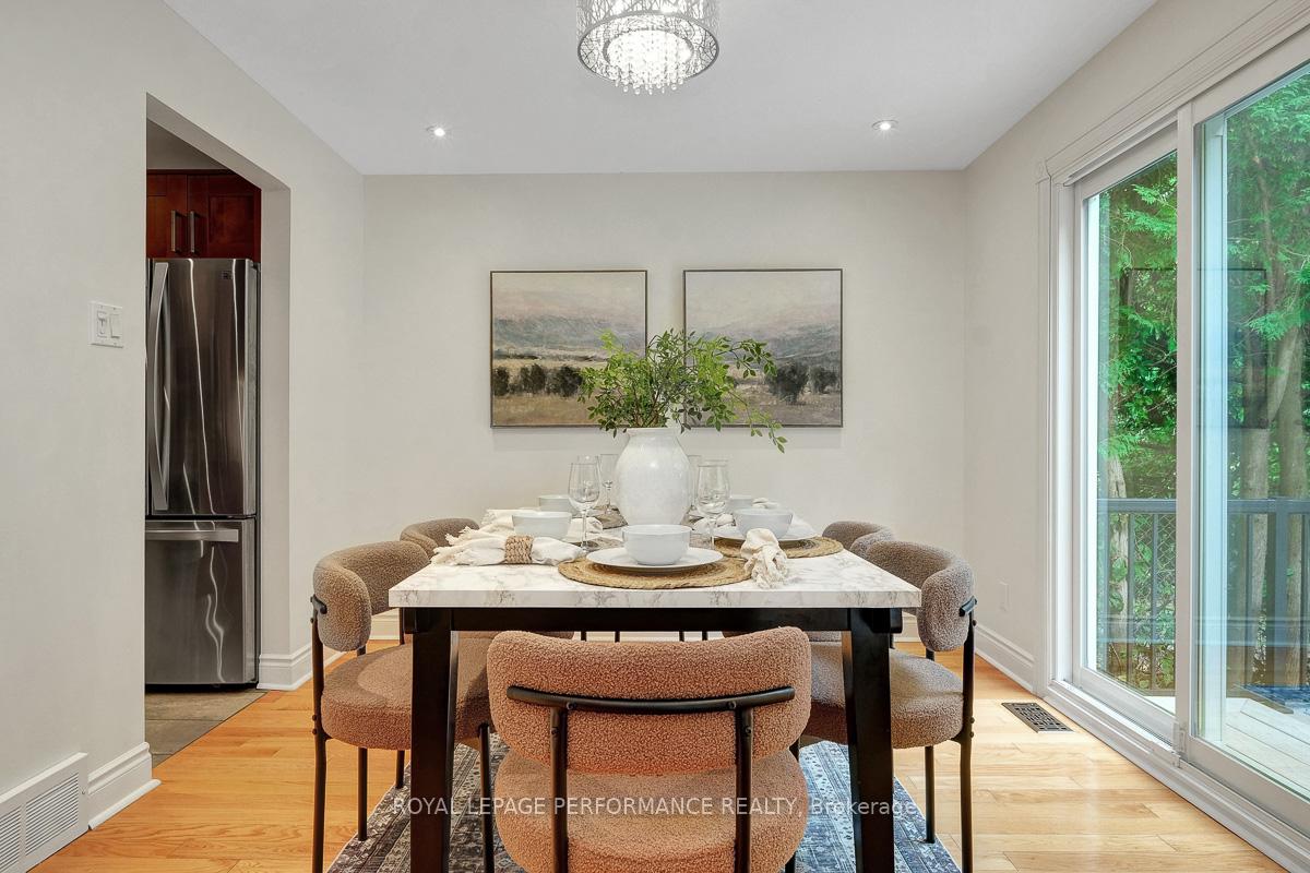 Photo 18 of 114 Four Seasons Drive, Ottawa, Borden Farm/Stewart Farm/Carleton Heights/Parkwood Hills — HOMEH