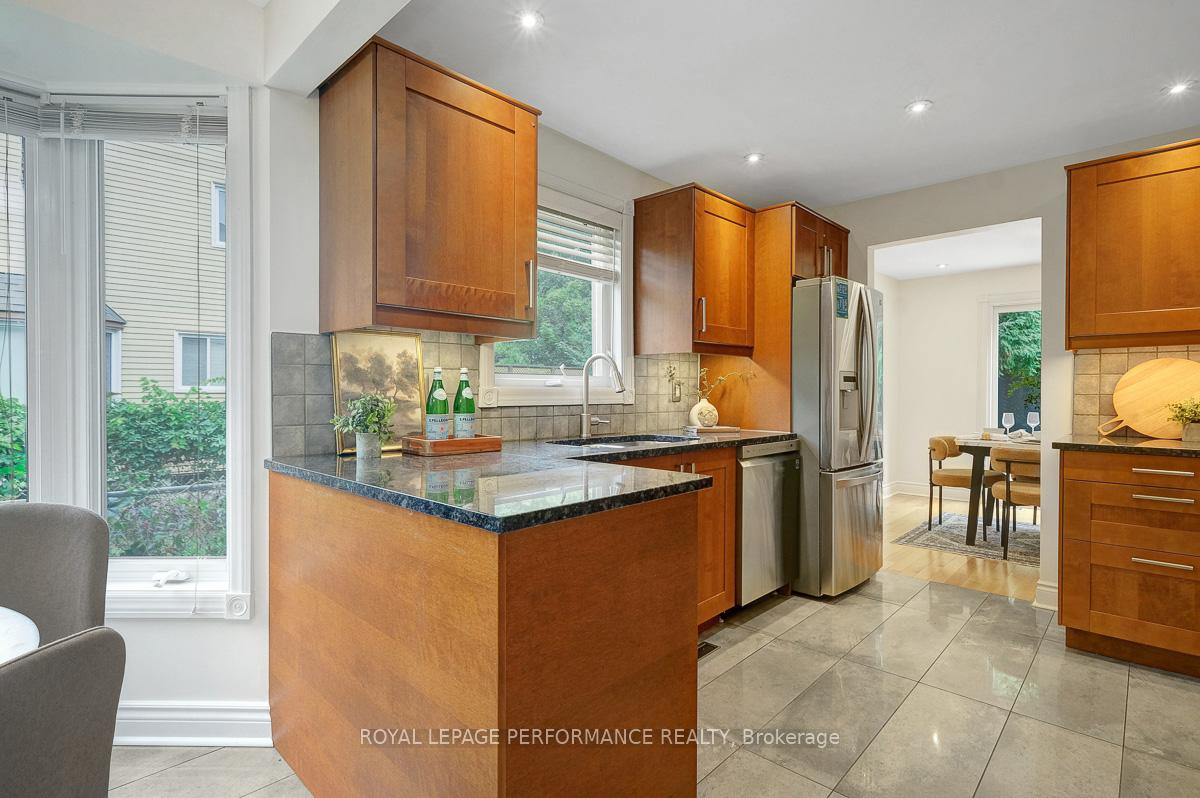 Photo 13 of 114 Four Seasons Drive, Ottawa, Borden Farm/Stewart Farm/Carleton Heights/Parkwood Hills — HOMEH