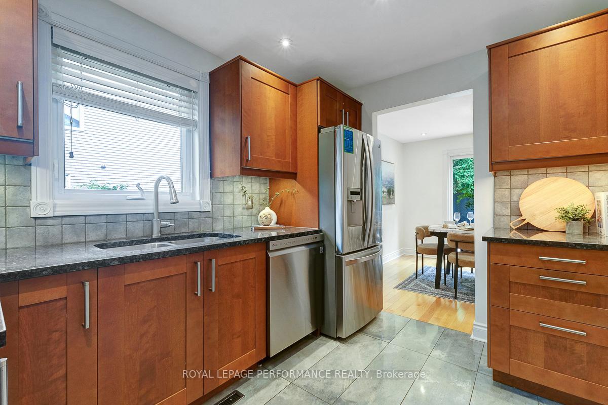 Photo 16 of 114 Four Seasons Drive, Ottawa, Borden Farm/Stewart Farm/Carleton Heights/Parkwood Hills — HOMEH