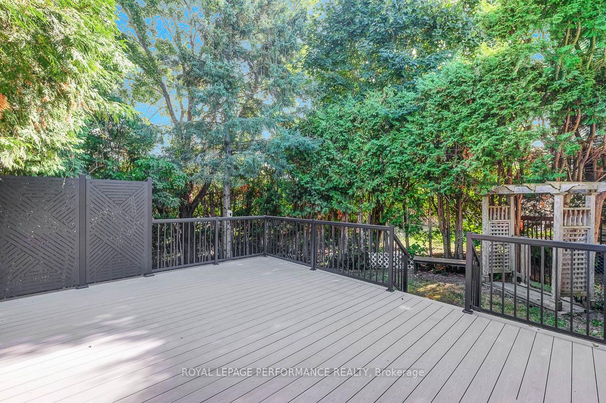 Photo 37 of 114 Four Seasons Drive, Ottawa, Borden Farm/Stewart Farm/Carleton Heights/Parkwood Hills — HOMEH