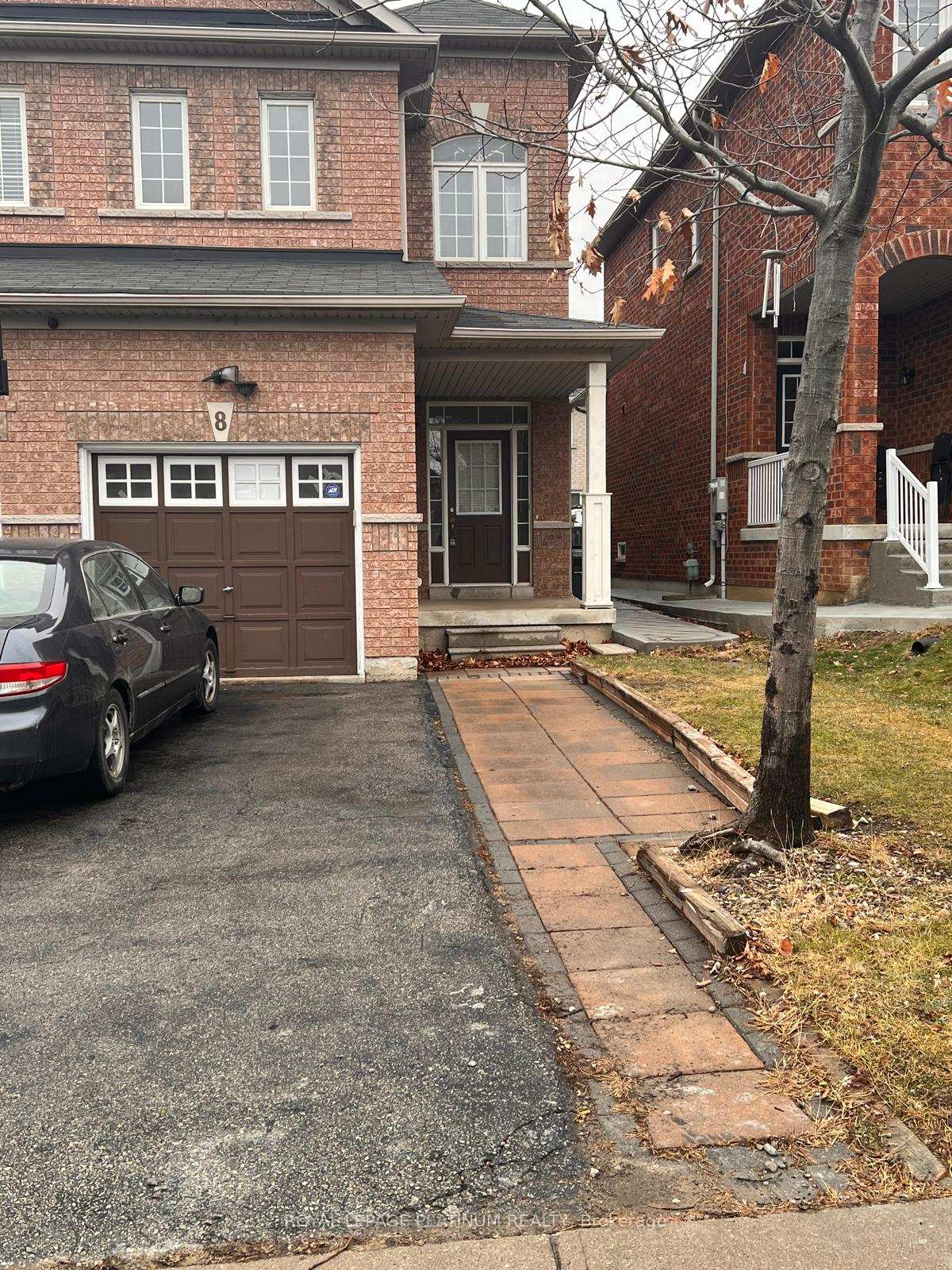 Photo 1 of 8 Rocky Point Crescent, Brampton, Madoc — HOMEH