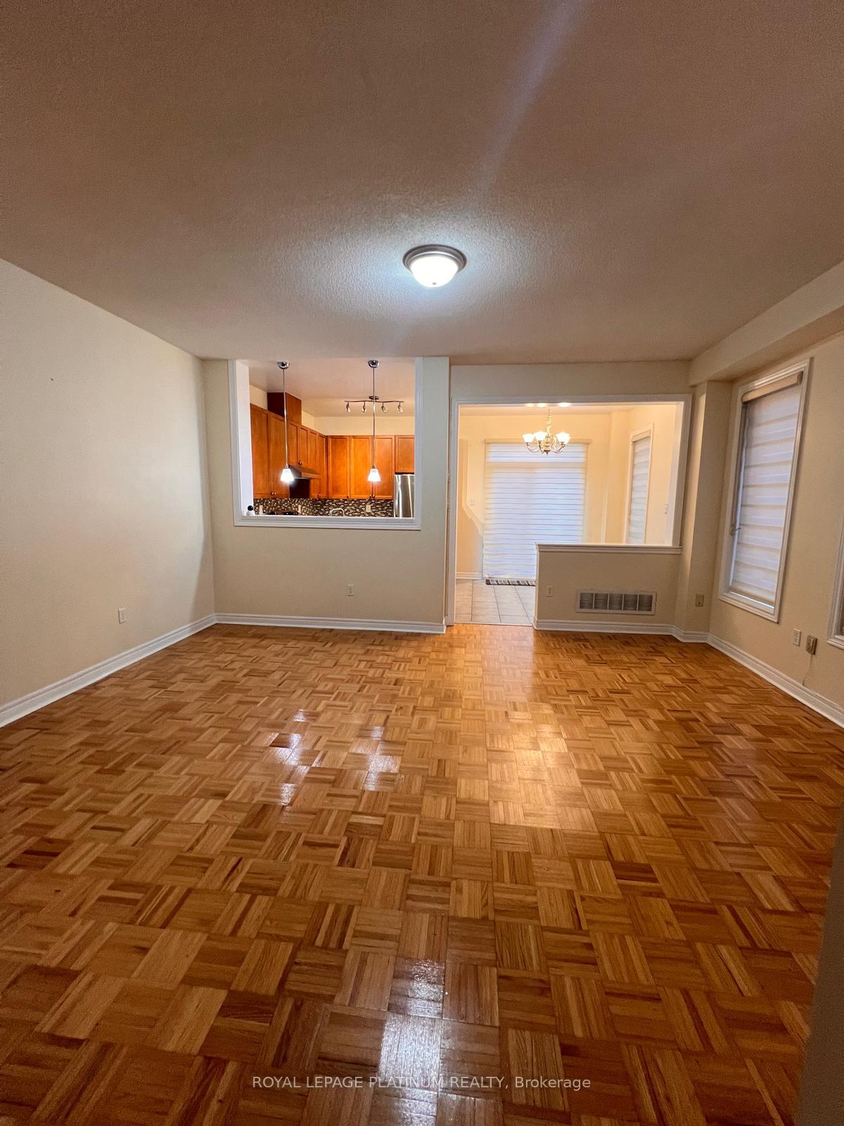 Photo 4 of 8 Rocky Point Crescent, Brampton, Madoc — HOMEH