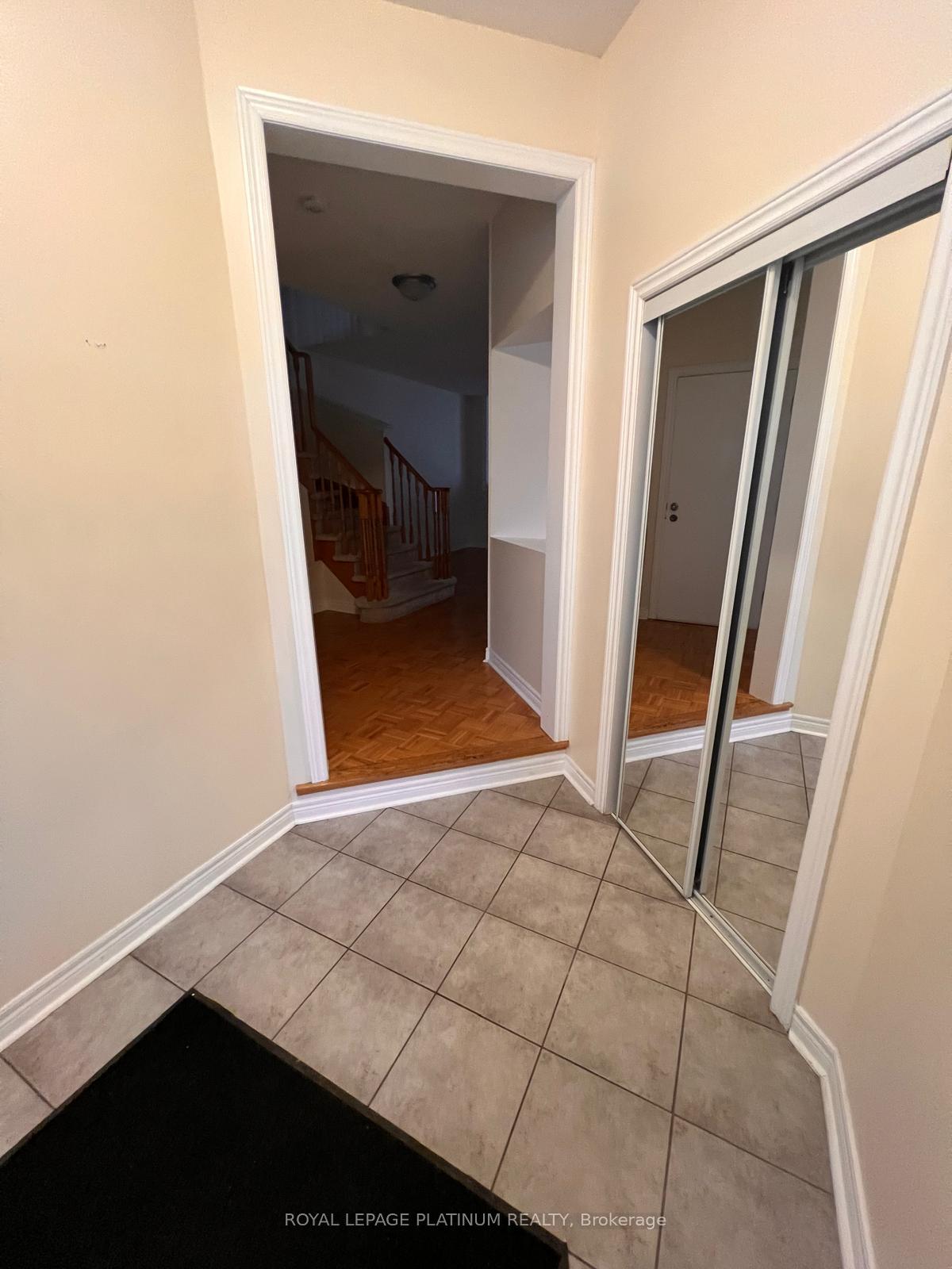 Photo 5 of 8 Rocky Point Crescent, Brampton, Madoc — HOMEH