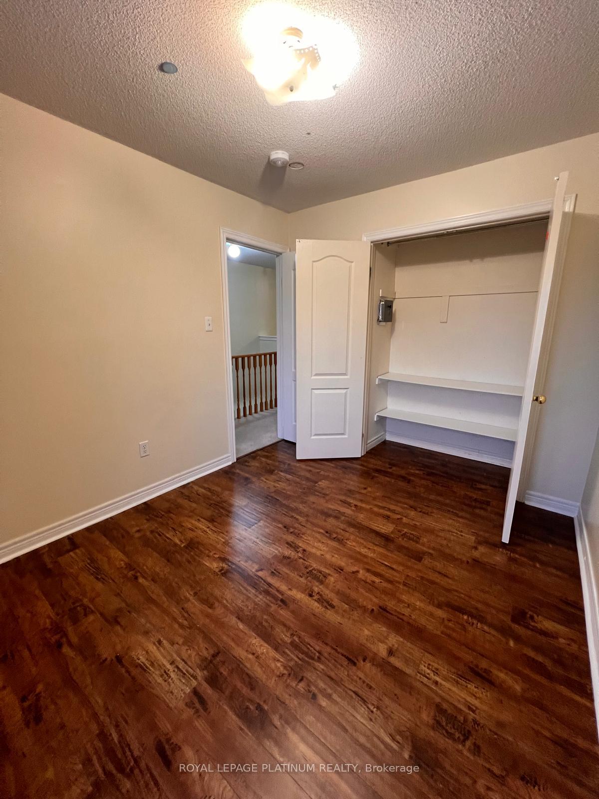Photo 14 of 8 Rocky Point Crescent, Brampton, Madoc — HOMEH