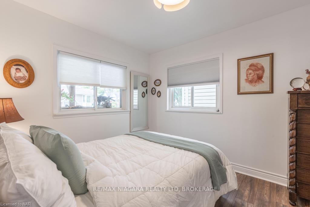 Photo 13 of 100 Arthur Street, St. Catharines, Port Weller — HOMEH