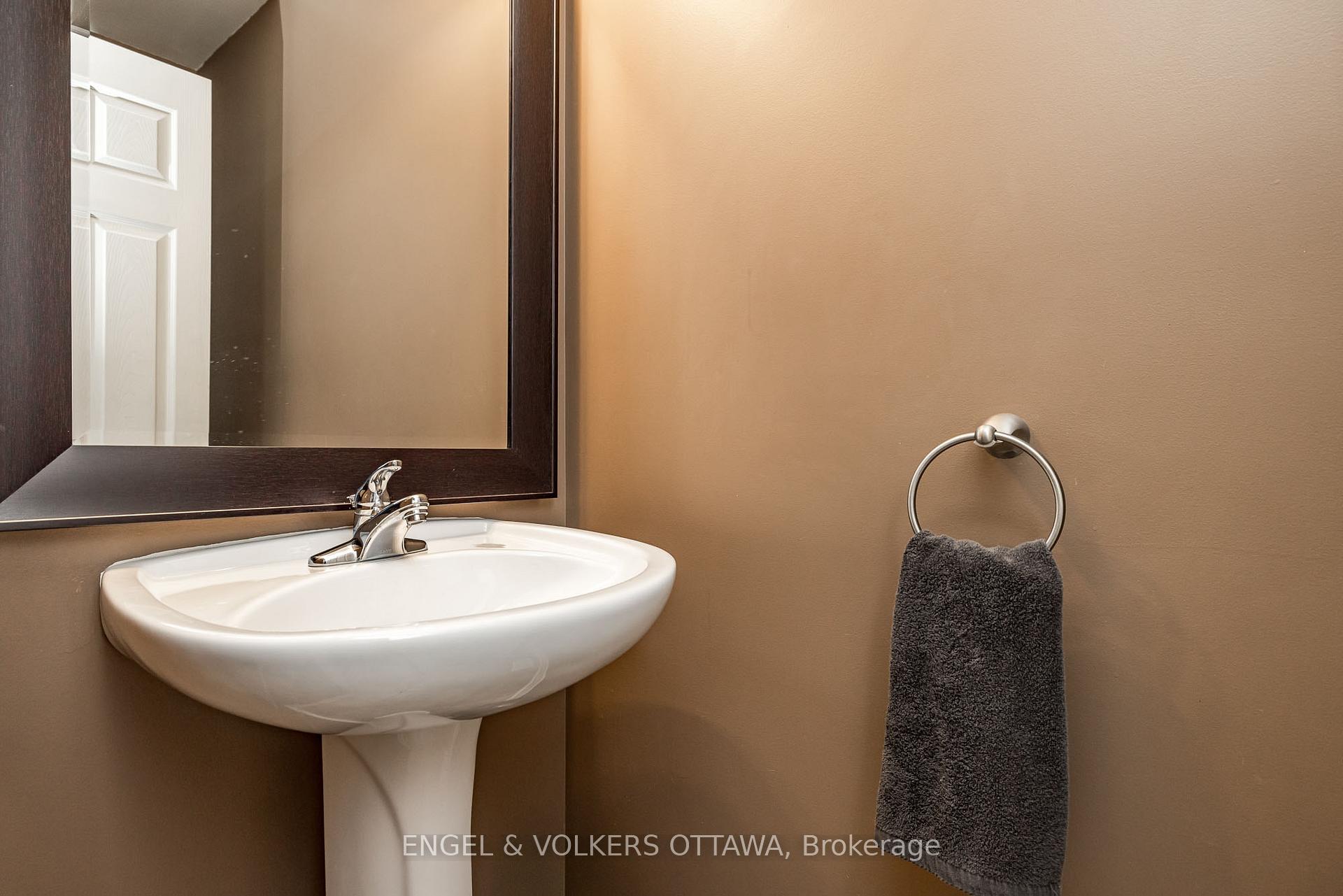 Photo 15 of 415 Citadel Crescent, Ottawa, Barrhaven - Strandherd — HOMEH