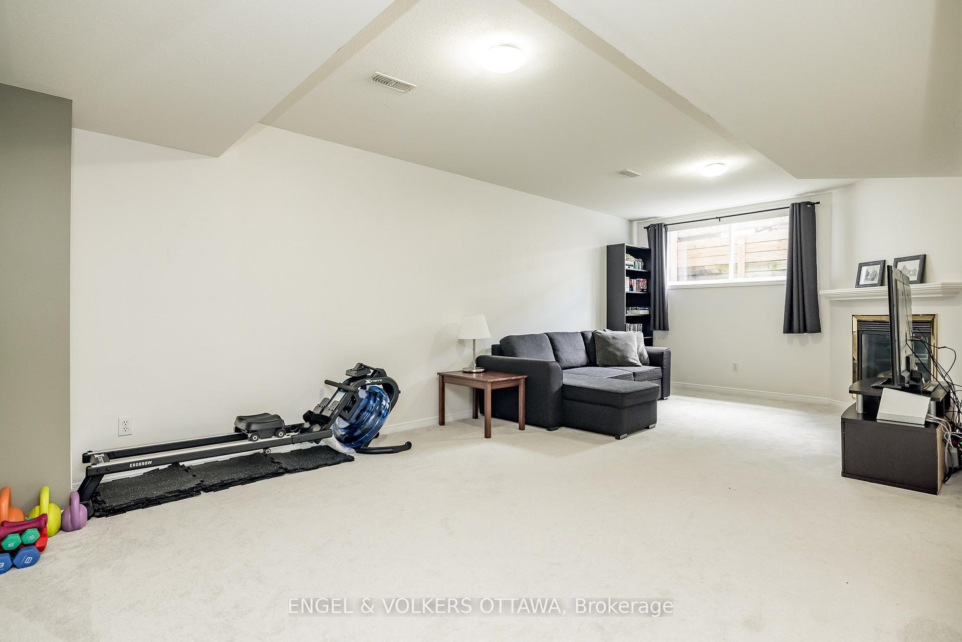 Photo 31 of 415 Citadel Crescent, Ottawa, Barrhaven - Strandherd — HOMEH