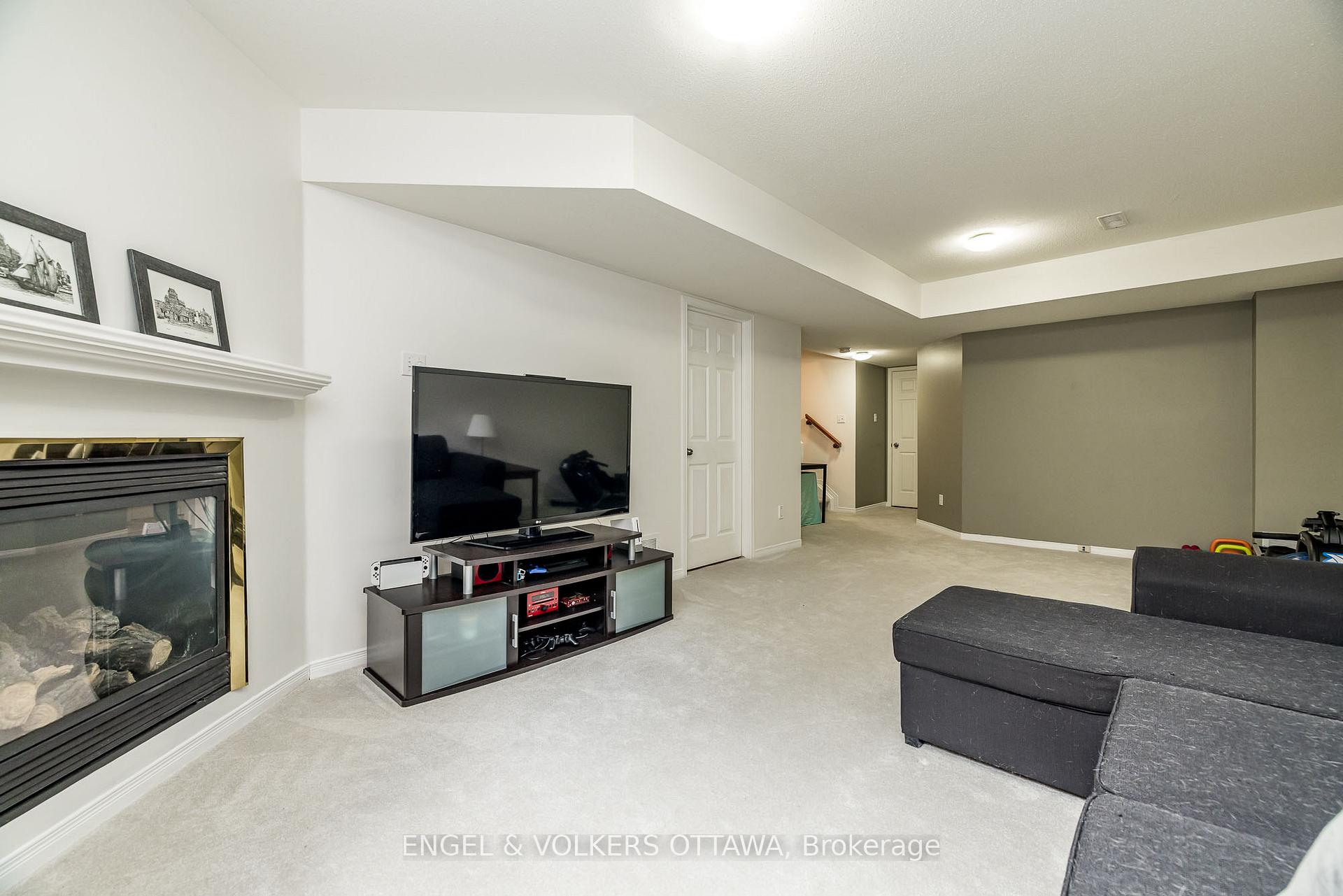 Photo 32 of 415 Citadel Crescent, Ottawa, Barrhaven - Strandherd — HOMEH