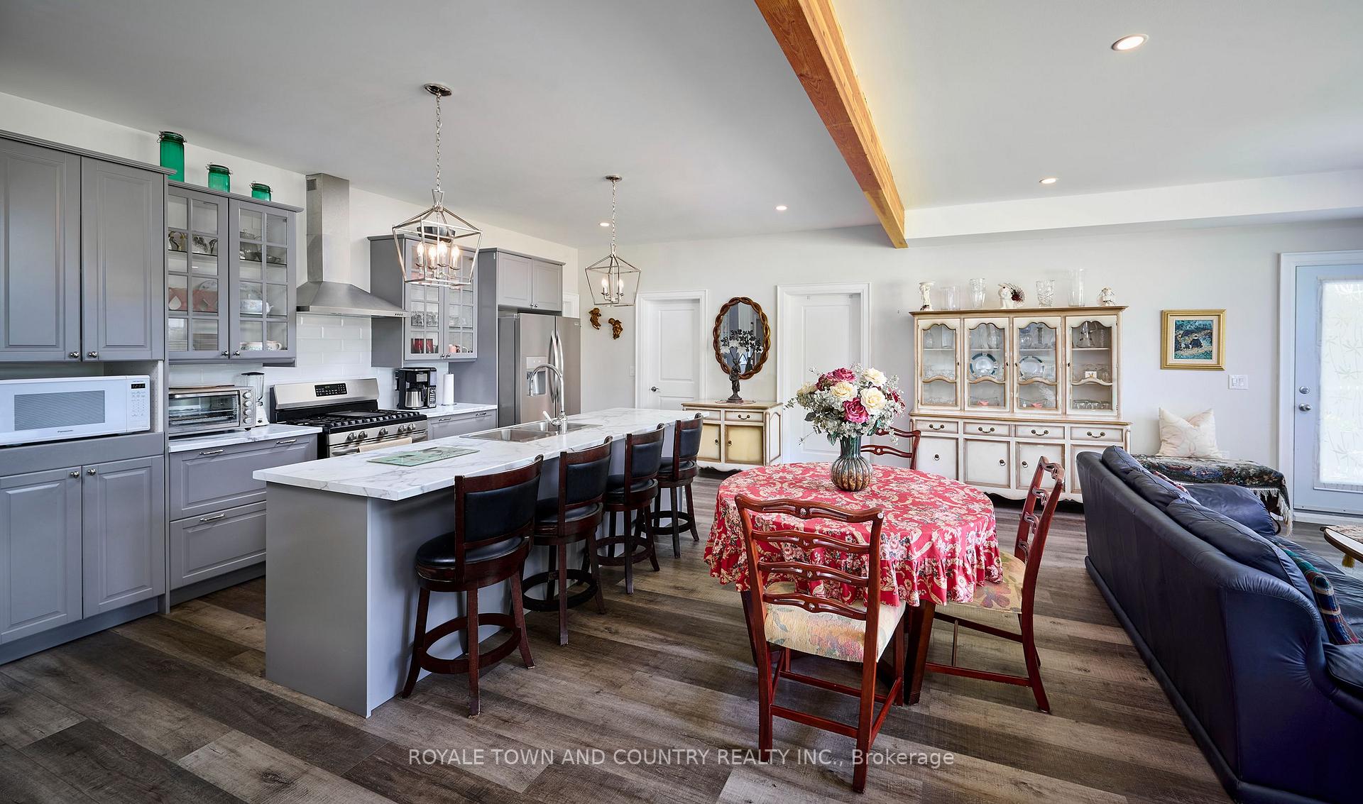 Photo 10 of Unit Main, 820 Canal Road, Douro-Dummer — HOMEH