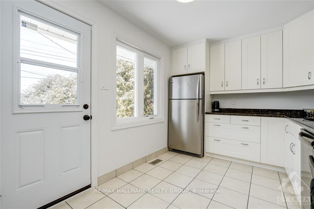 Photo 3 of 52 Cleadon Drive, Ottawa, Crystal Beach — HOMEH