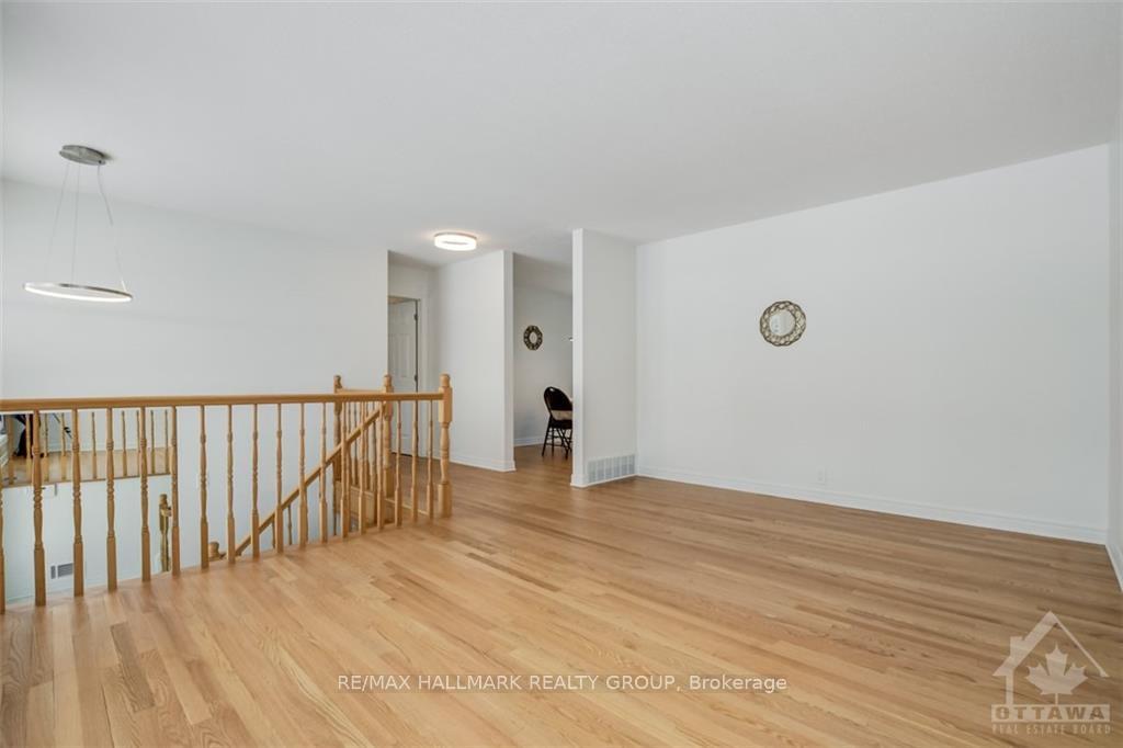 Photo 6 of 52 Cleadon Drive, Ottawa, Crystal Beach — HOMEH
