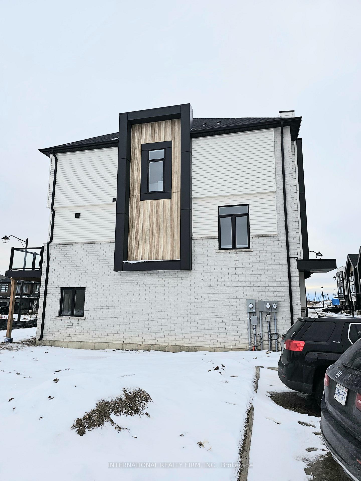Photo 3 of Unit 101, 55 Tom Brown Drive, Brant, Paris — HOMEH