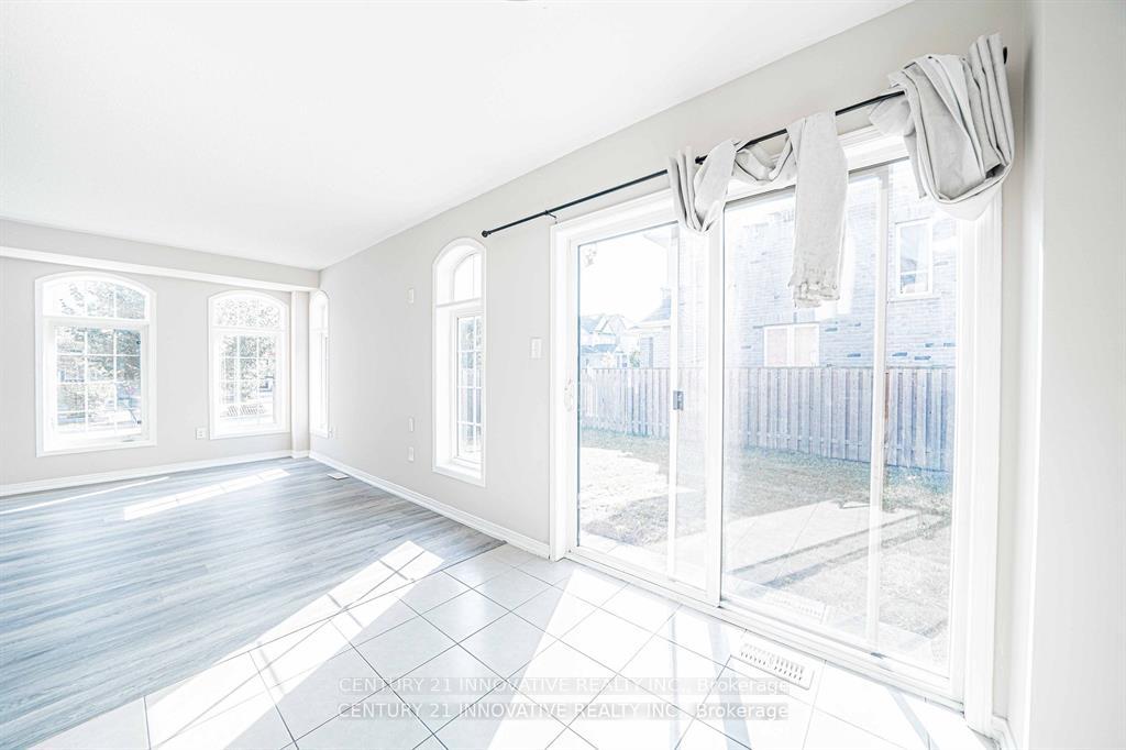 Photo 10 of 11 Barnham Street, Ajax, Central East — HOMEH