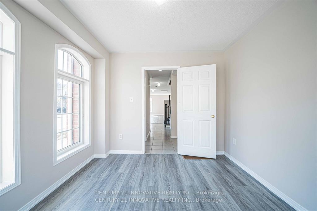 Photo 19 of 11 Barnham Street, Ajax, Central East — HOMEH