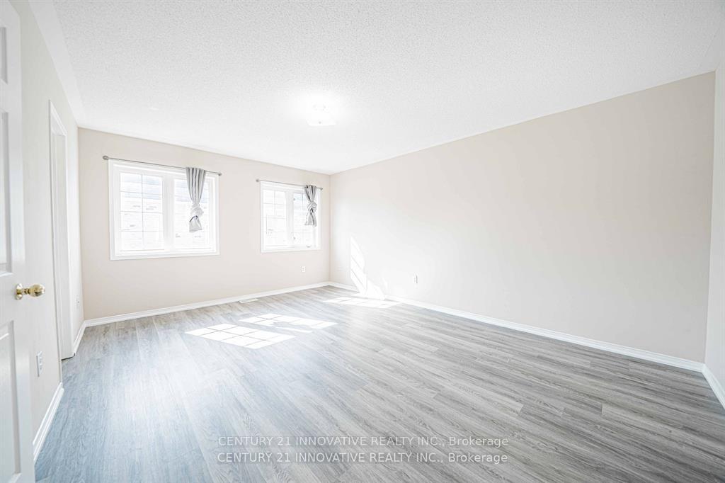 Photo 25 of 11 Barnham Street, Ajax, Central East — HOMEH