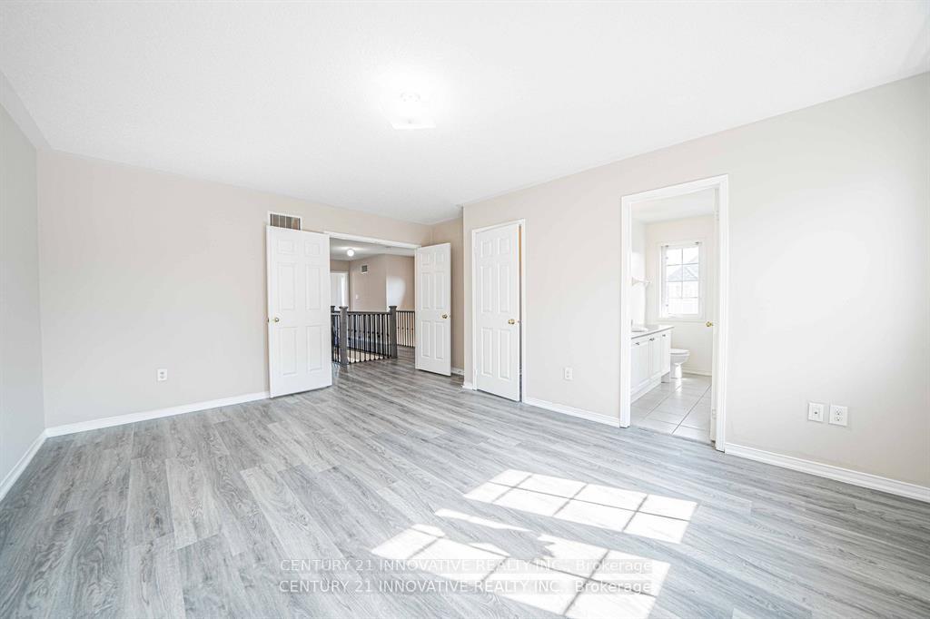 Photo 29 of 11 Barnham Street, Ajax, Central East — HOMEH