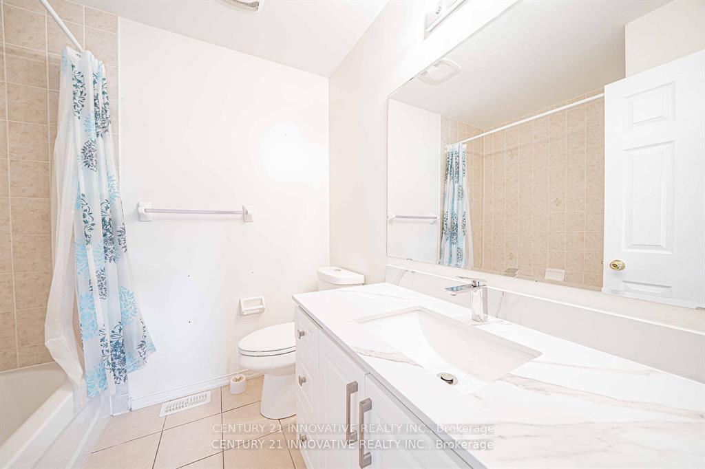 Photo 35 of 11 Barnham Street, Ajax, Central East — HOMEH