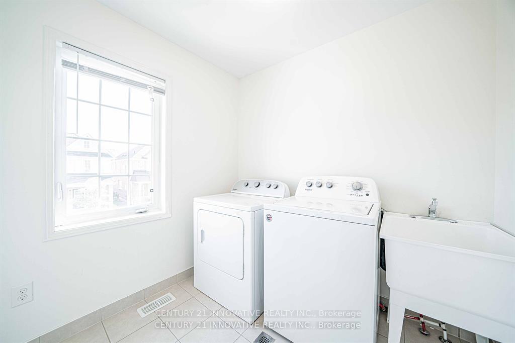 Photo 36 of 11 Barnham Street, Ajax, Central East — HOMEH