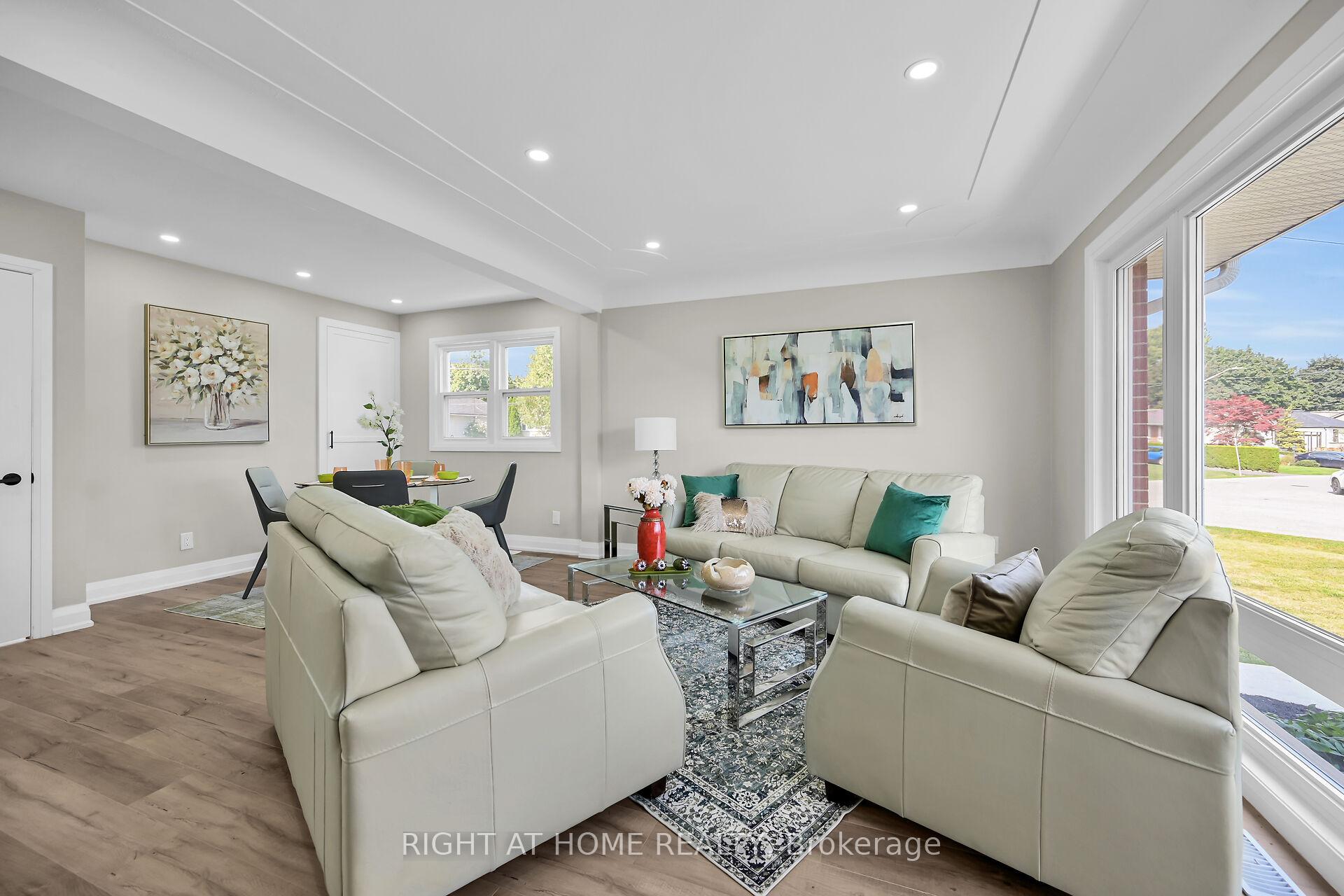 Photo 6 of 4 James Avenue, Hamilton, Stoney Creek — HOMEH
