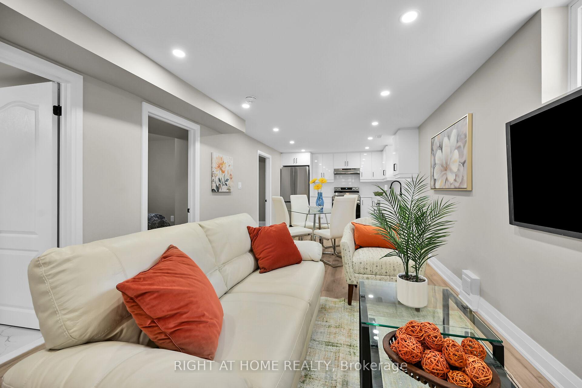 Photo 17 of 4 James Avenue, Hamilton, Stoney Creek — HOMEH