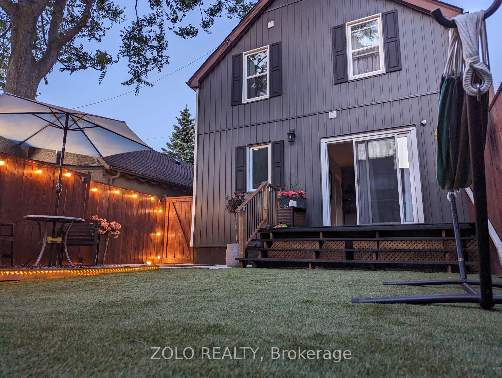 Photo 15 of 45 Robins Avenue, Hamilton, Crown Point — HOMEH