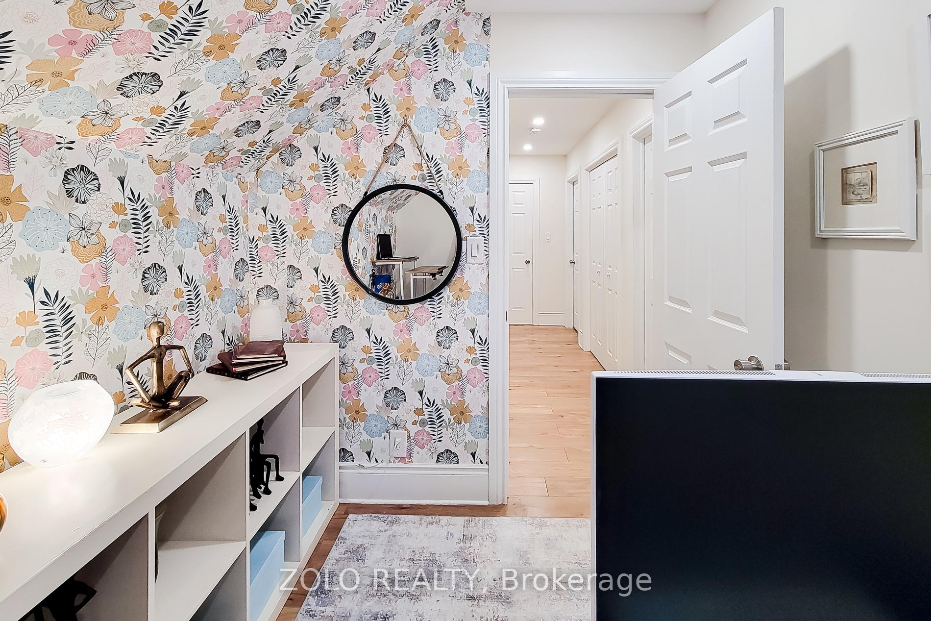 Photo 21 of 45 Robins Avenue, Hamilton, Crown Point — HOMEH