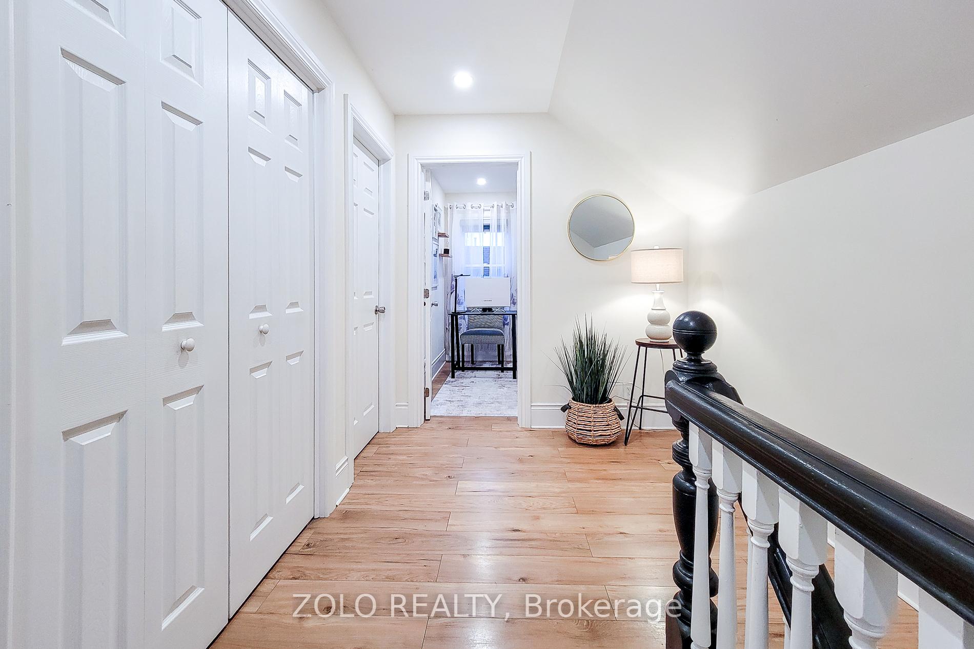 Photo 22 of 45 Robins Avenue, Hamilton, Crown Point — HOMEH