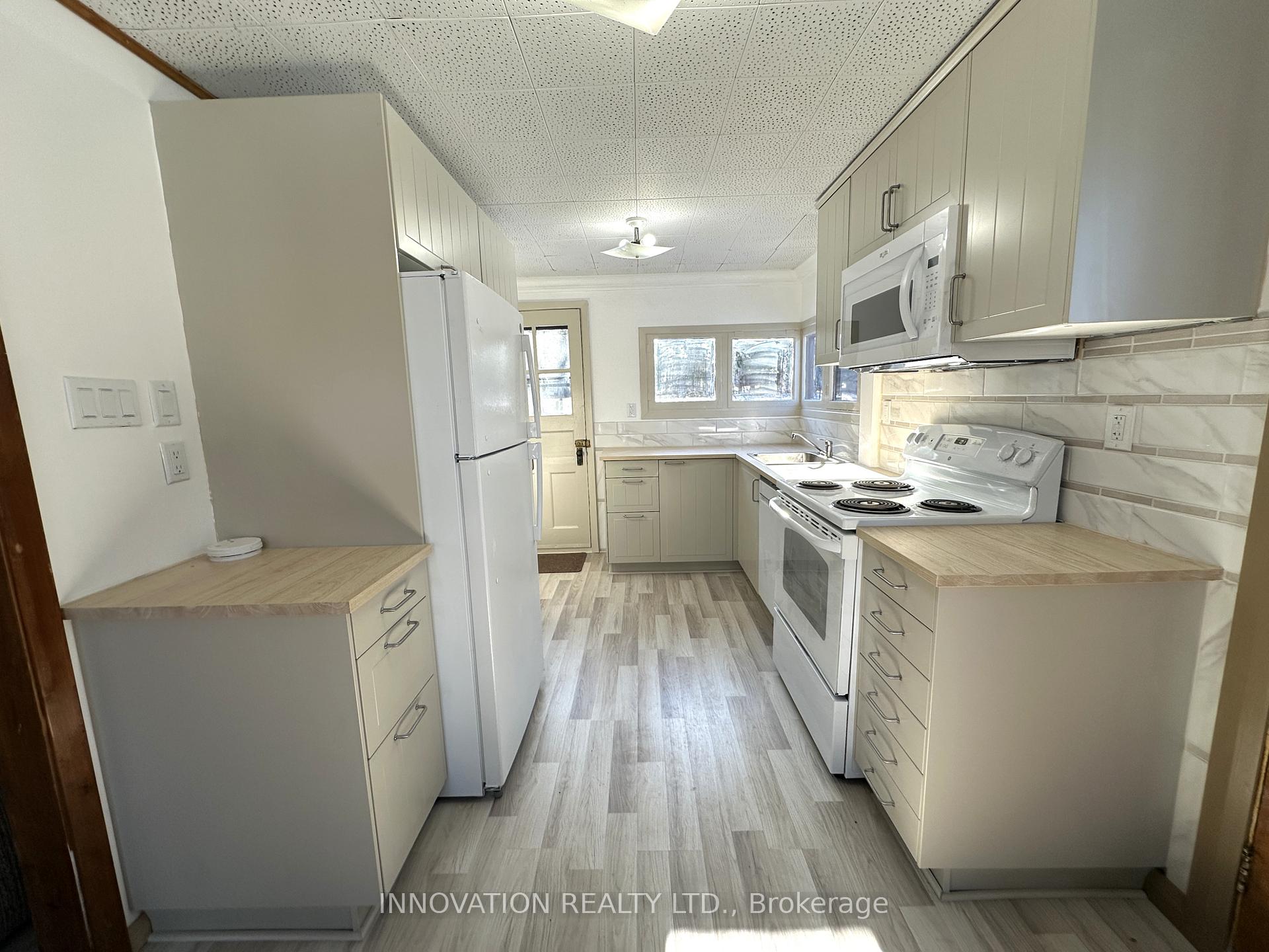 Photo 10 of 3719 Armitage Avenue, Ottawa, Dunrobin Shores — HOMEH