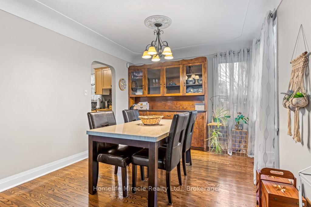 Photo 11 of 688 Ninth Avenue, Hamilton, Hampton Heights — HOMEH