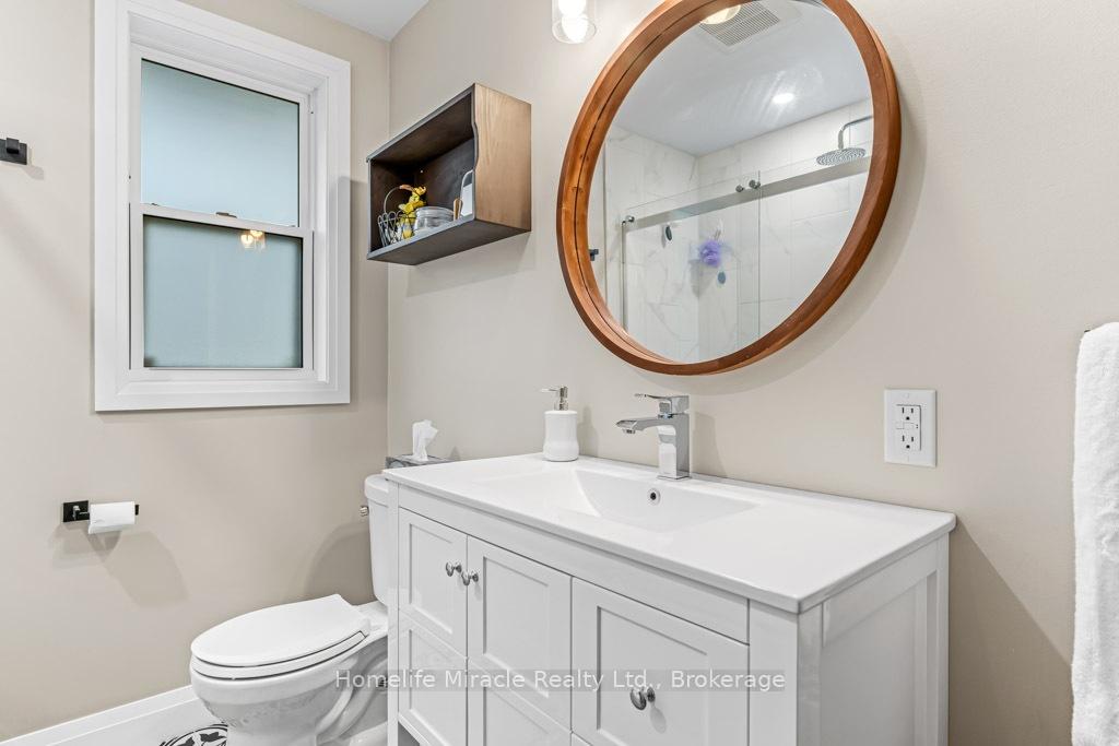 Photo 18 of 688 Ninth Avenue, Hamilton, Hampton Heights — HOMEH