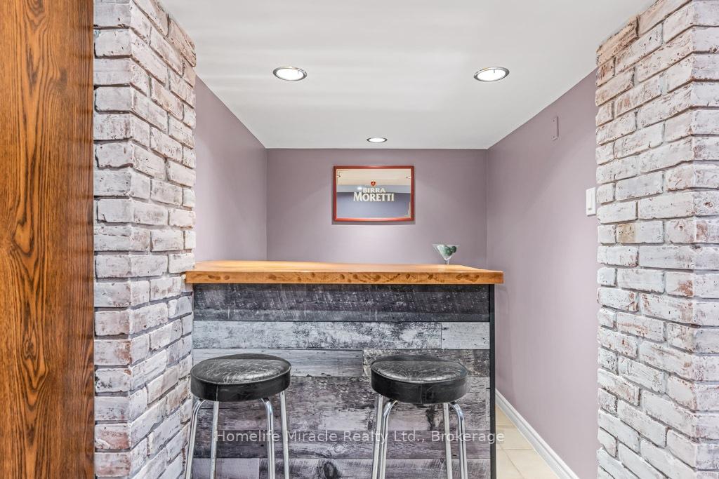 Photo 30 of 688 Ninth Avenue, Hamilton, Hampton Heights — HOMEH