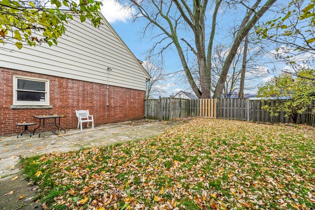 Photo 37 of 688 Ninth Avenue, Hamilton, Hampton Heights — HOMEH