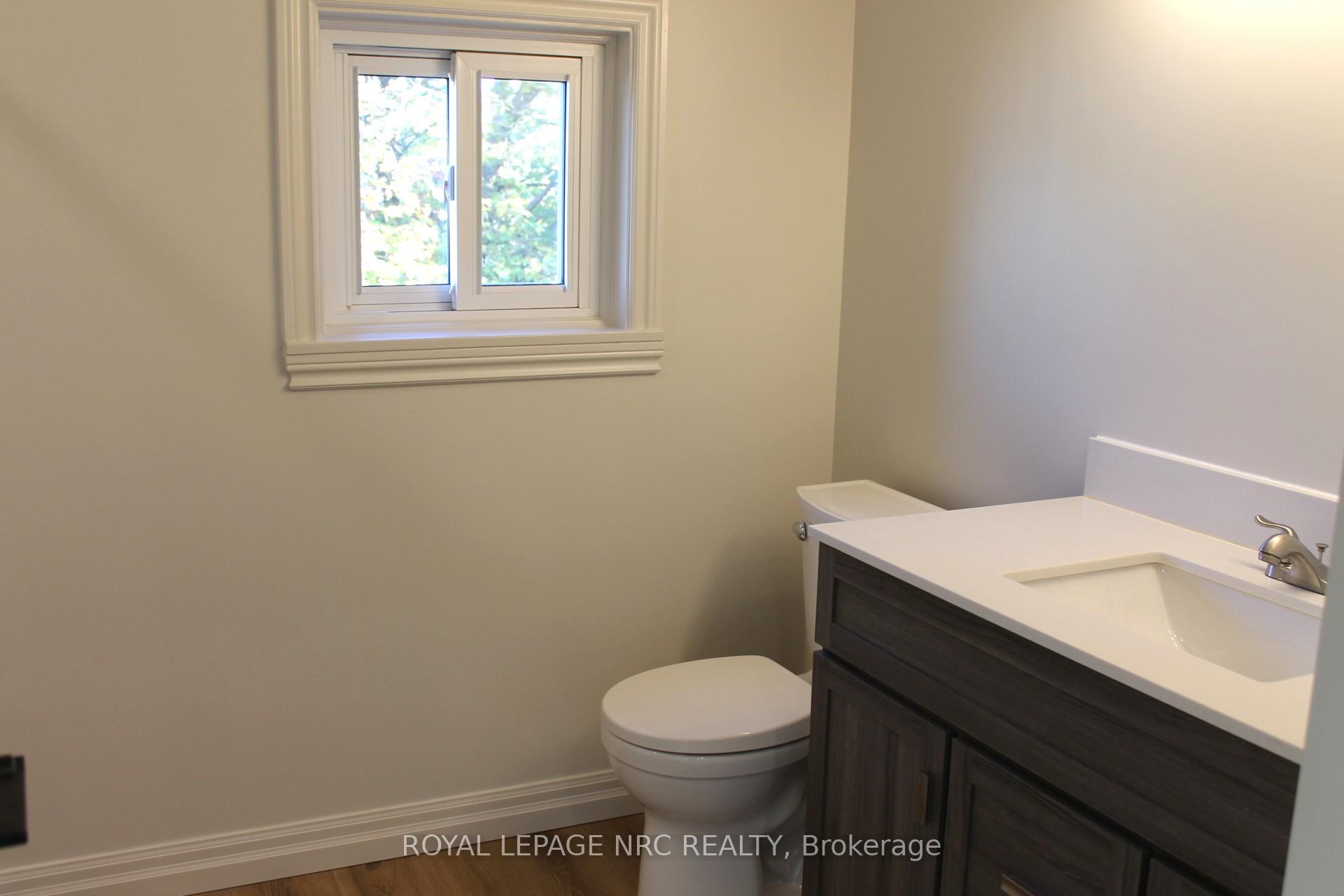 Photo 16 of 36 Montebello Place, St. Catharines, Downtown — HOMEH