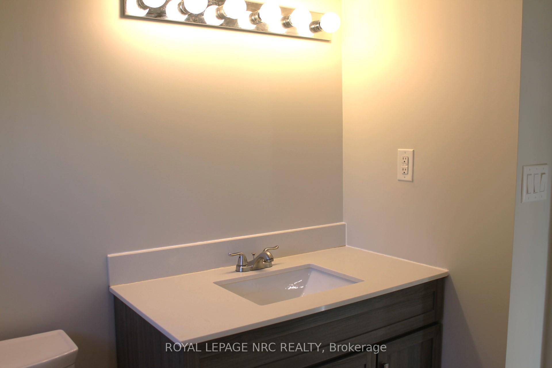 Photo 18 of 36 Montebello Place, St. Catharines, Downtown — HOMEH