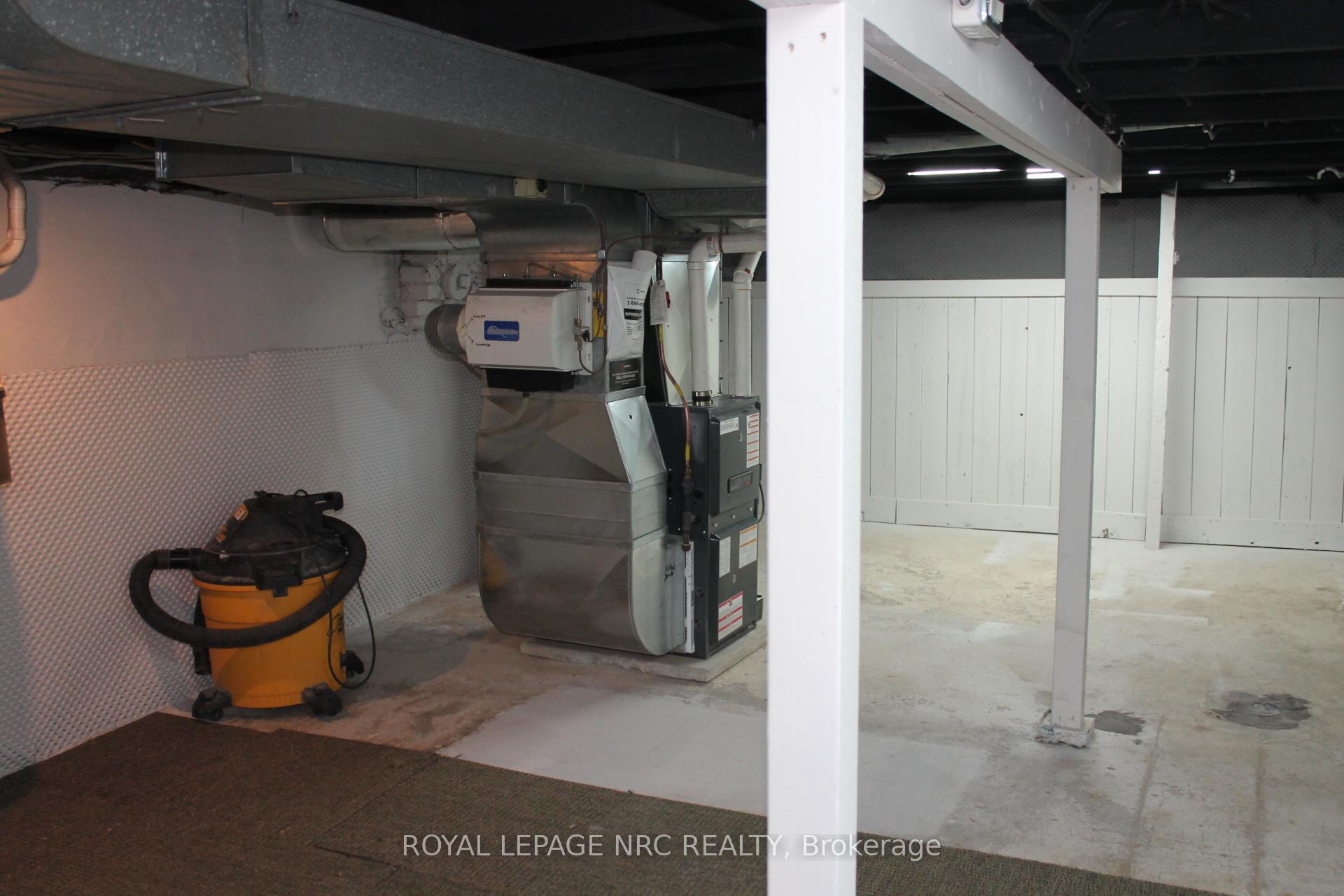 Photo 21 of 36 Montebello Place, St. Catharines, Downtown — HOMEH