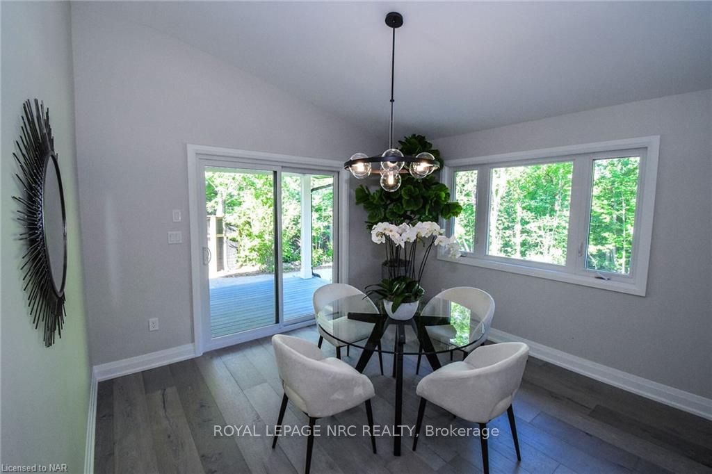 Photo 25 of 17 Parklane Crescent, St. Catharines, Glendale/Glenridge — HOMEH
