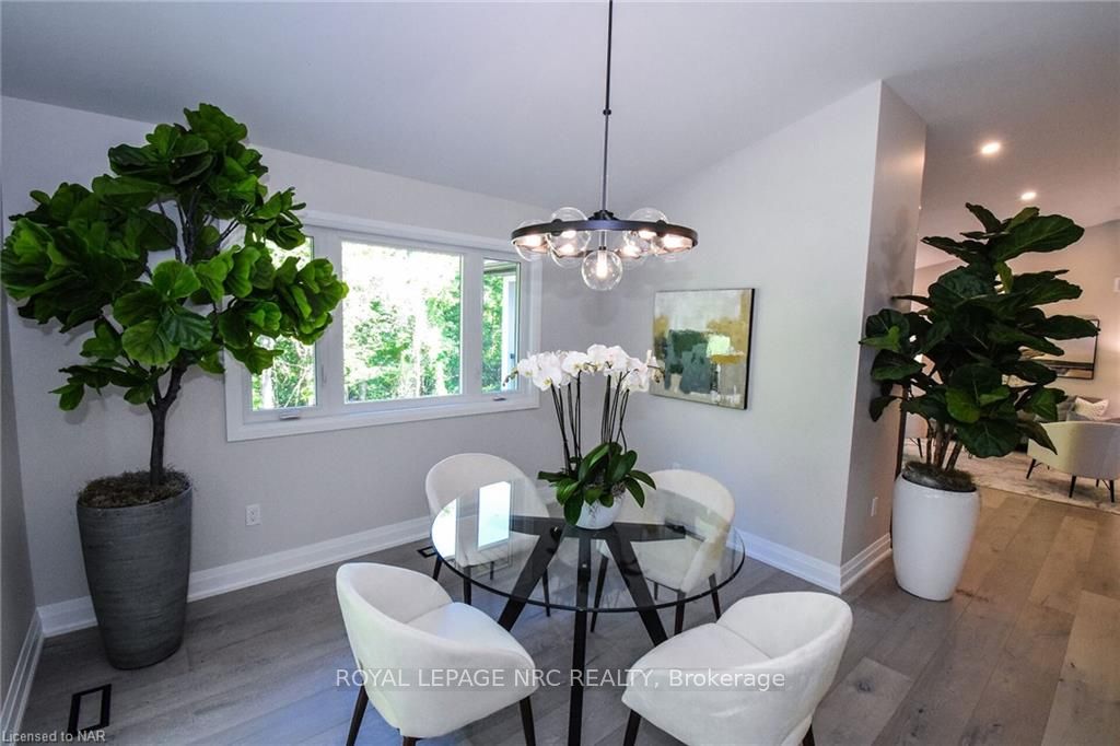 Photo 24 of 17 Parklane Crescent, St. Catharines, Glendale/Glenridge — HOMEH