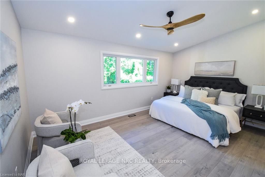 Photo 28 of 17 Parklane Crescent, St. Catharines, Glendale/Glenridge — HOMEH