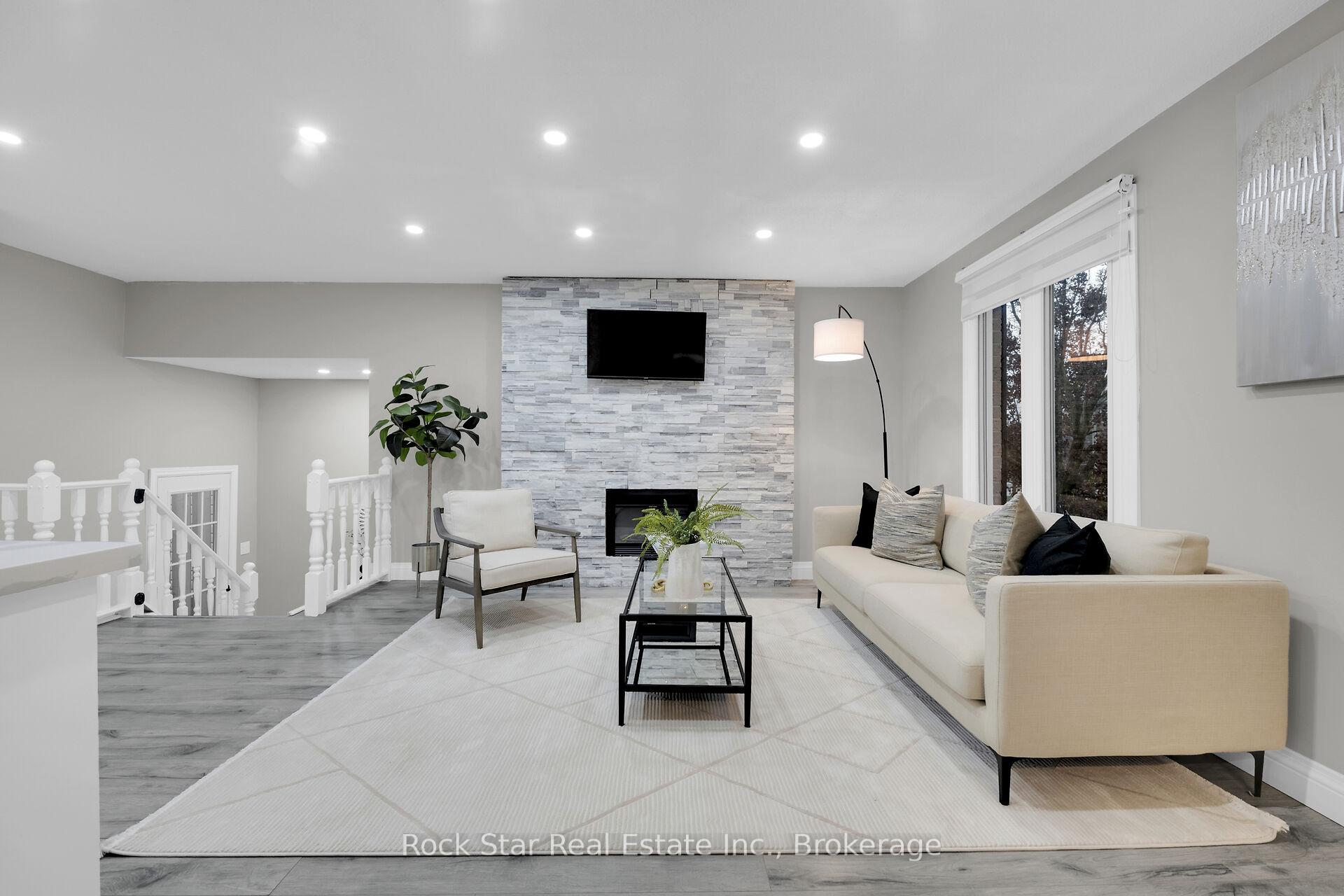 Photo 11 of 75 Queen Victoria Drive, Hamilton, Quinndale — HOMEH