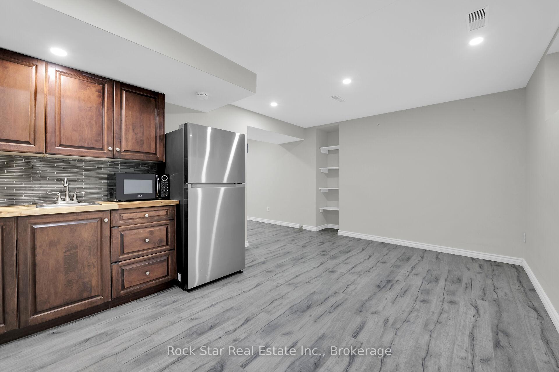 Photo 30 of 75 Queen Victoria Drive, Hamilton, Quinndale — HOMEH