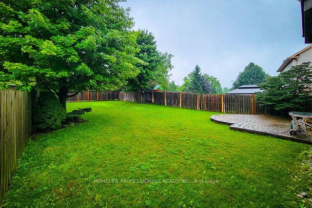 Photo 9 of 88 Cabriolet Crescent, Hamilton, Meadowlands — HOMEH