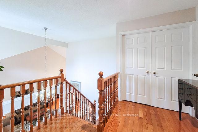 Photo 35 of 88 Cabriolet Crescent, Hamilton, Meadowlands — HOMEH
