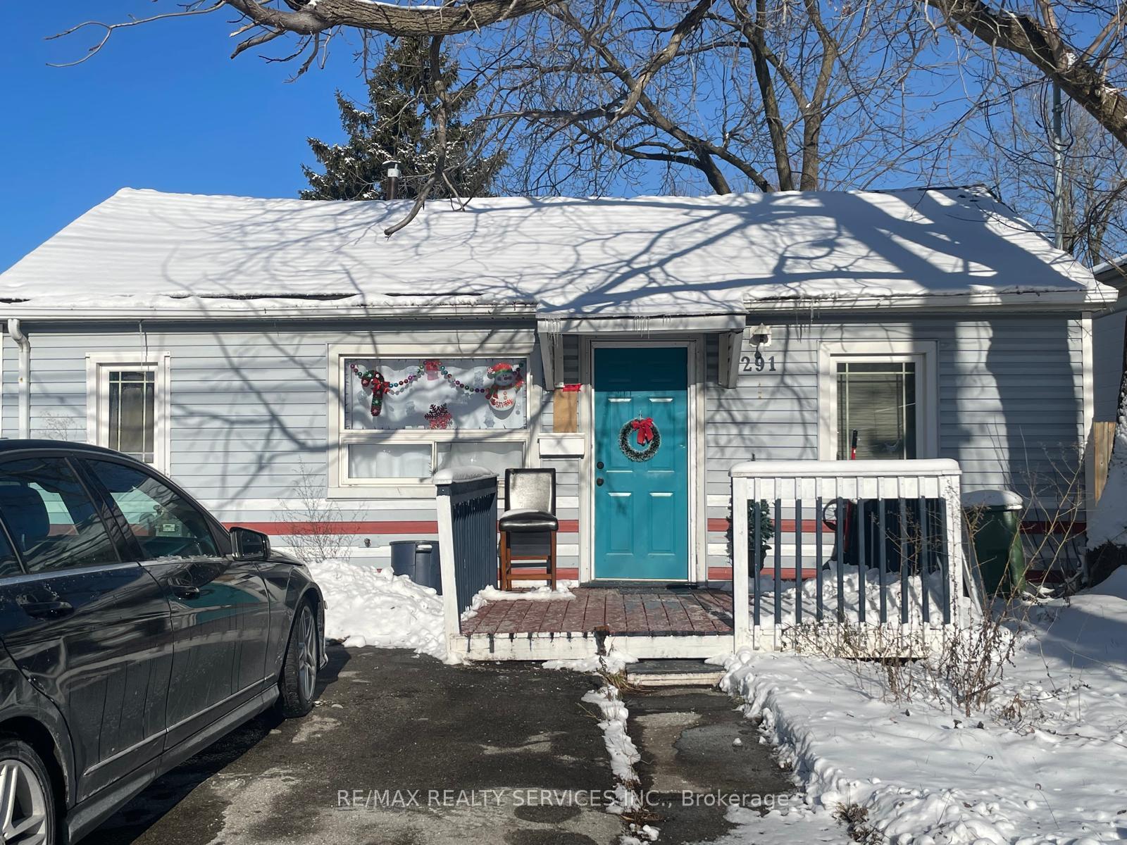 Photo 1 of 291 Fennell Avenue E, Hamilton, Inch Park — HOMEH