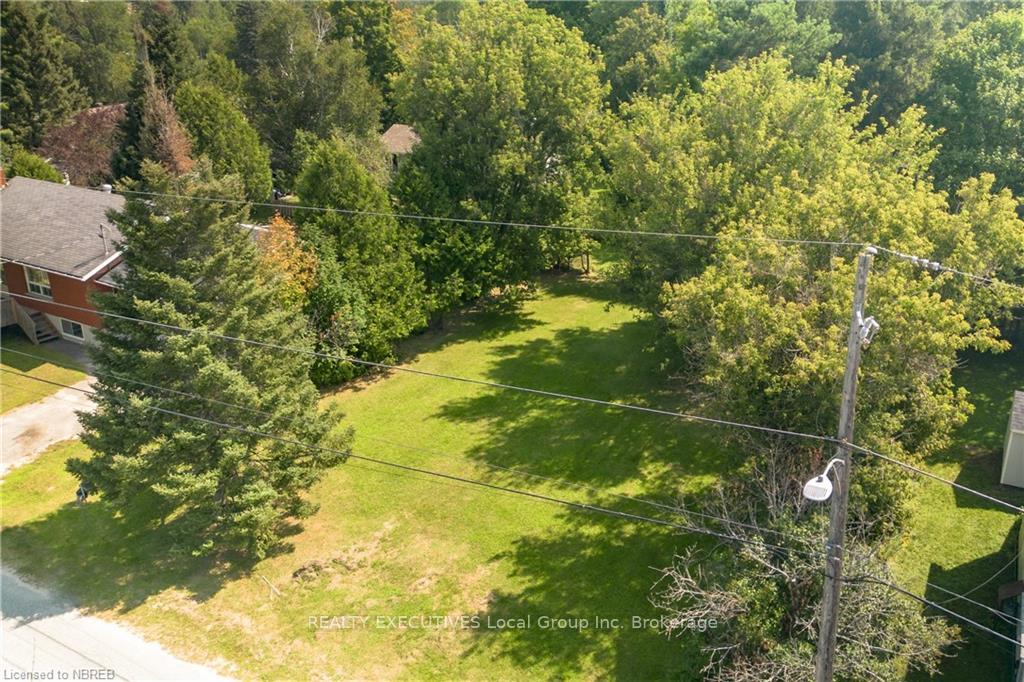 Photo 2 of 48 Big Bend Avenue, Powassan — HOMEH
