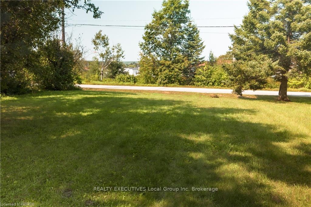 Photo 4 of 48 Big Bend Avenue, Powassan — HOMEH