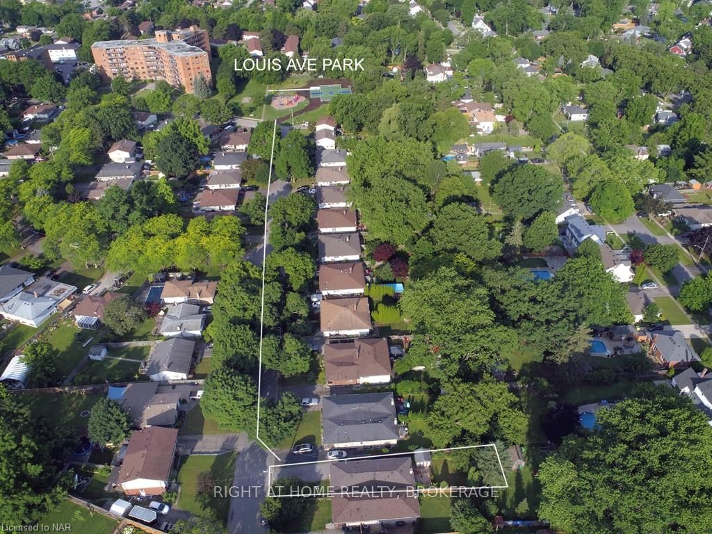 Photo 39 of 63 Louis Avenue, St. Catharines, Bunting/Linwell — HOMEH