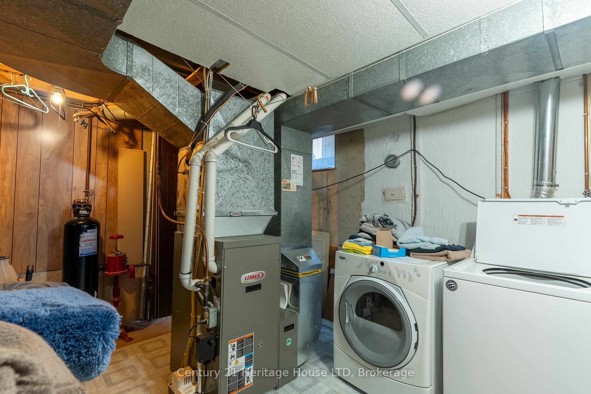 Photo 24 of 130 St Davids Rd, St. Catharines, Burleigh Hill — HOMEH
