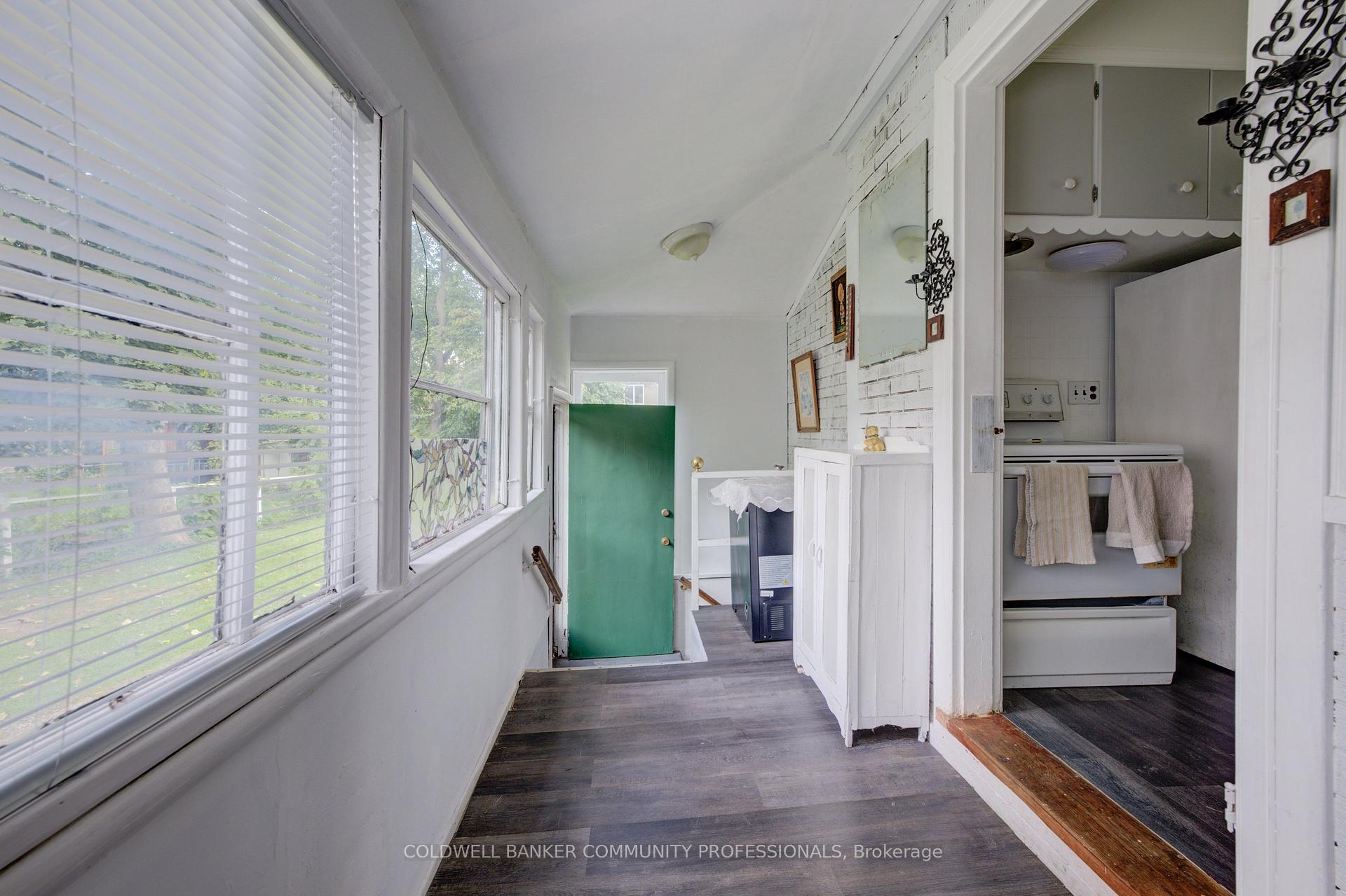 Photo 8 of 249 Charlton Avenue E, Hamilton, Corktown — HOMEH