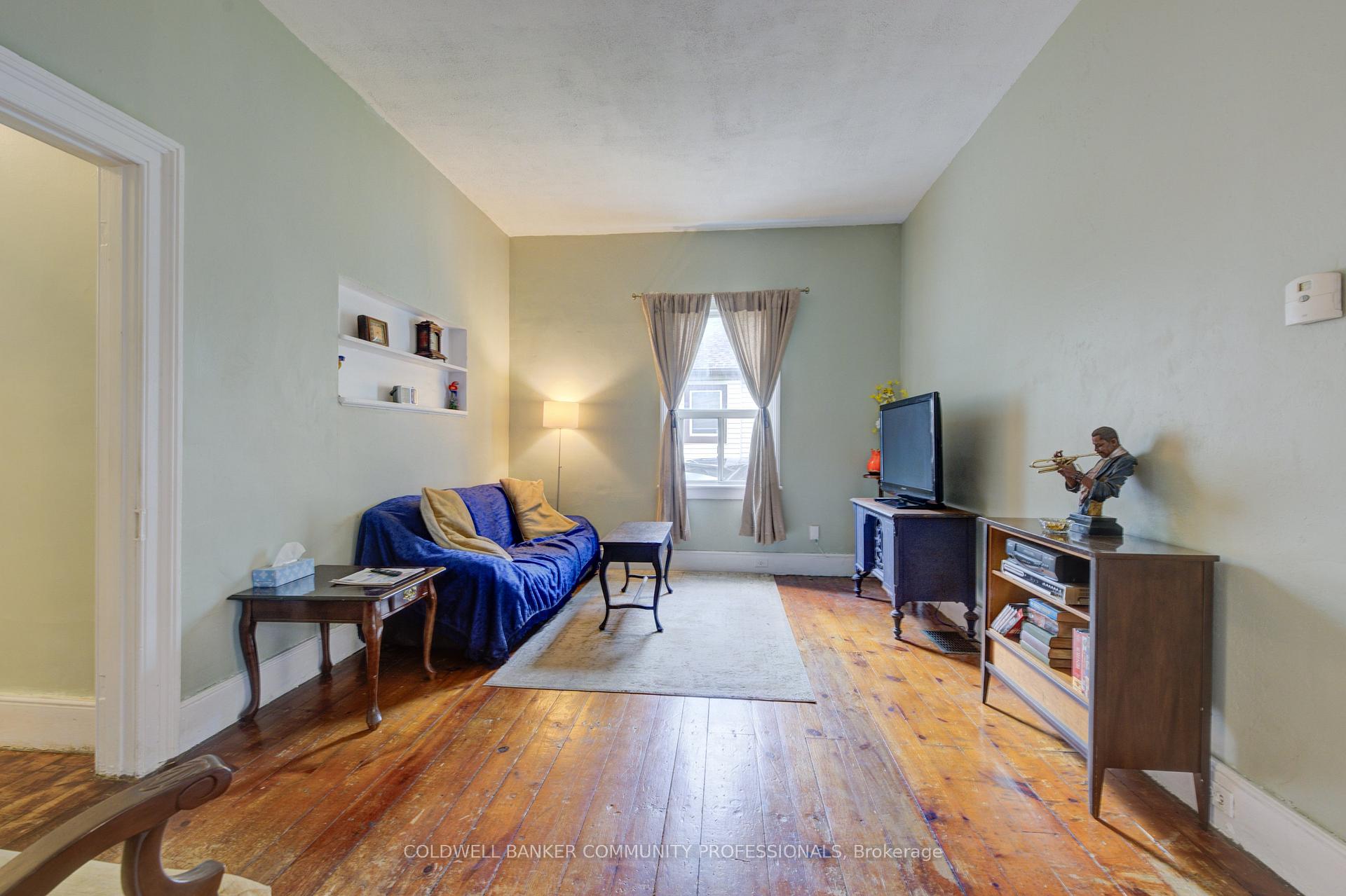 Photo 18 of 249 Charlton Avenue E, Hamilton, Corktown — HOMEH